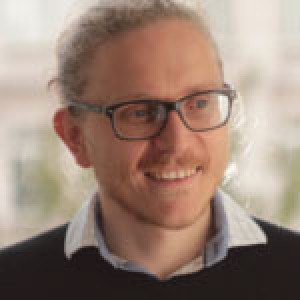 Dr. Simon Eder Dr. Simon Eder